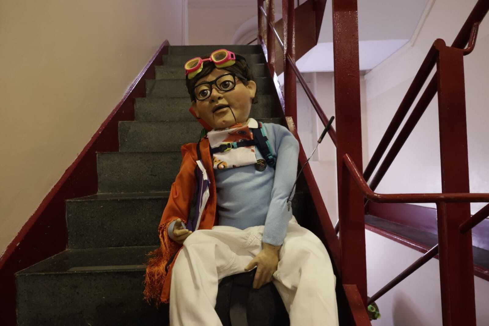 Chirigota 'Dios mío qué tarde!!!' en camerinos