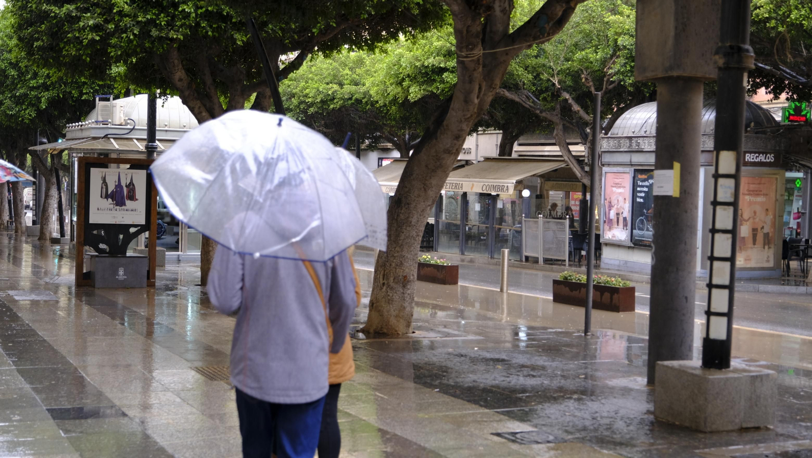 Fotogalería de la lluvia en Almería.