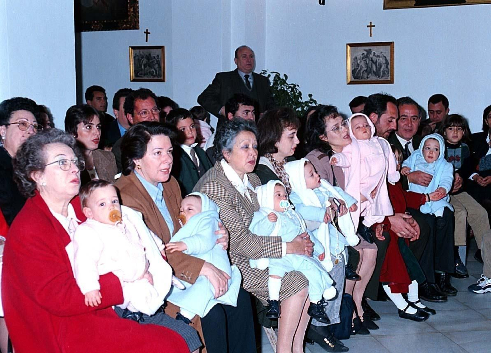 Uno de los primeros actos sociales de los sextillizos.