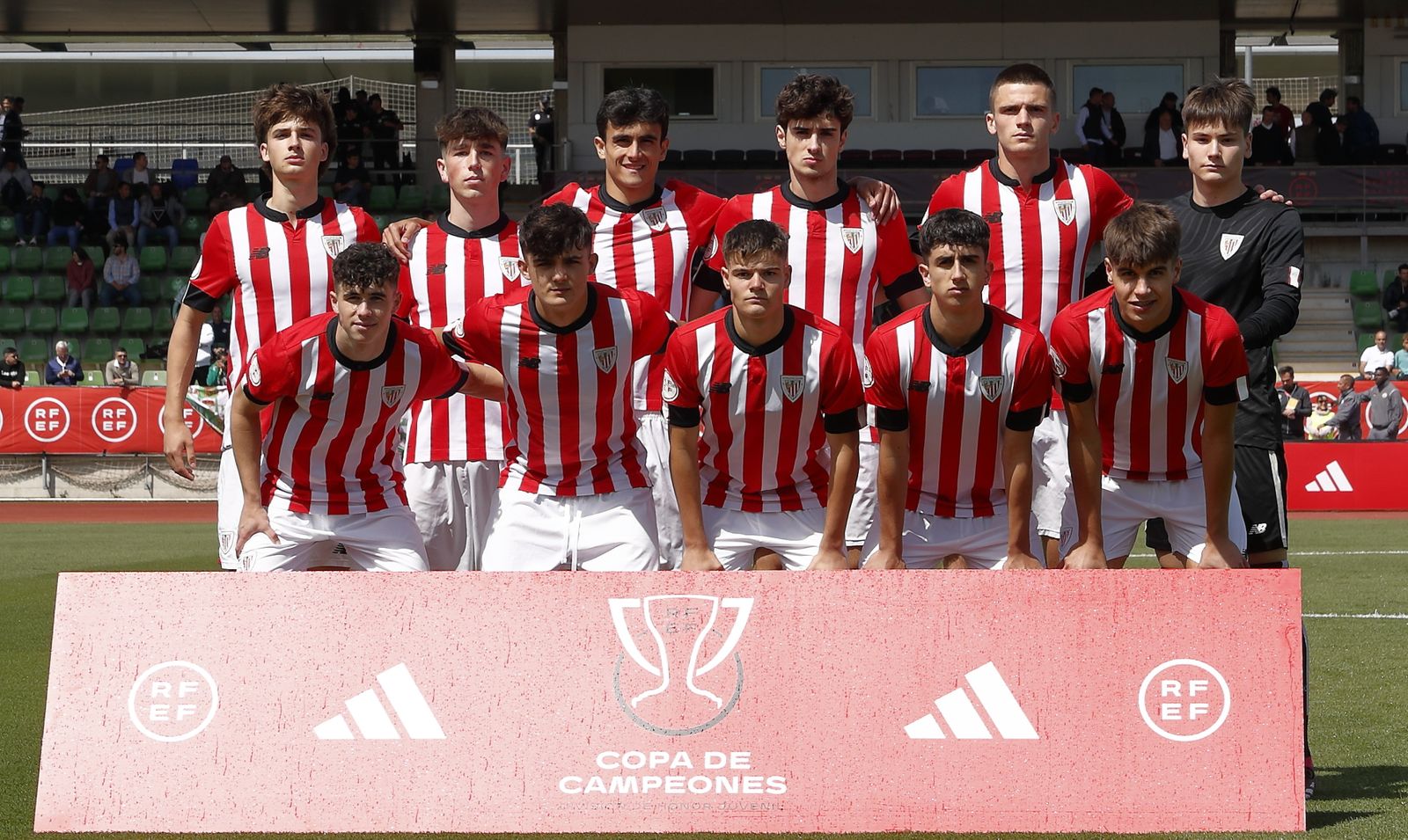 Las fotos del Betis finalista de la Copa de Campeones sub 19