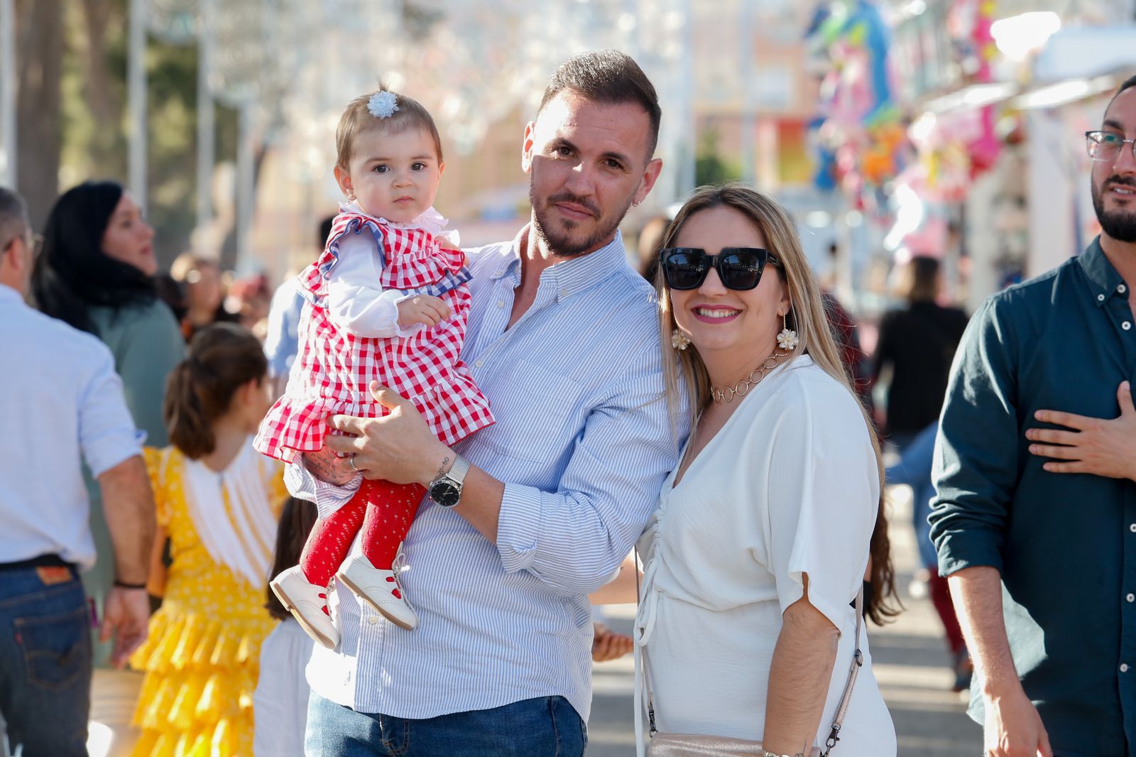 Búscate en la fotos del viernes en la feria de Los Barrios