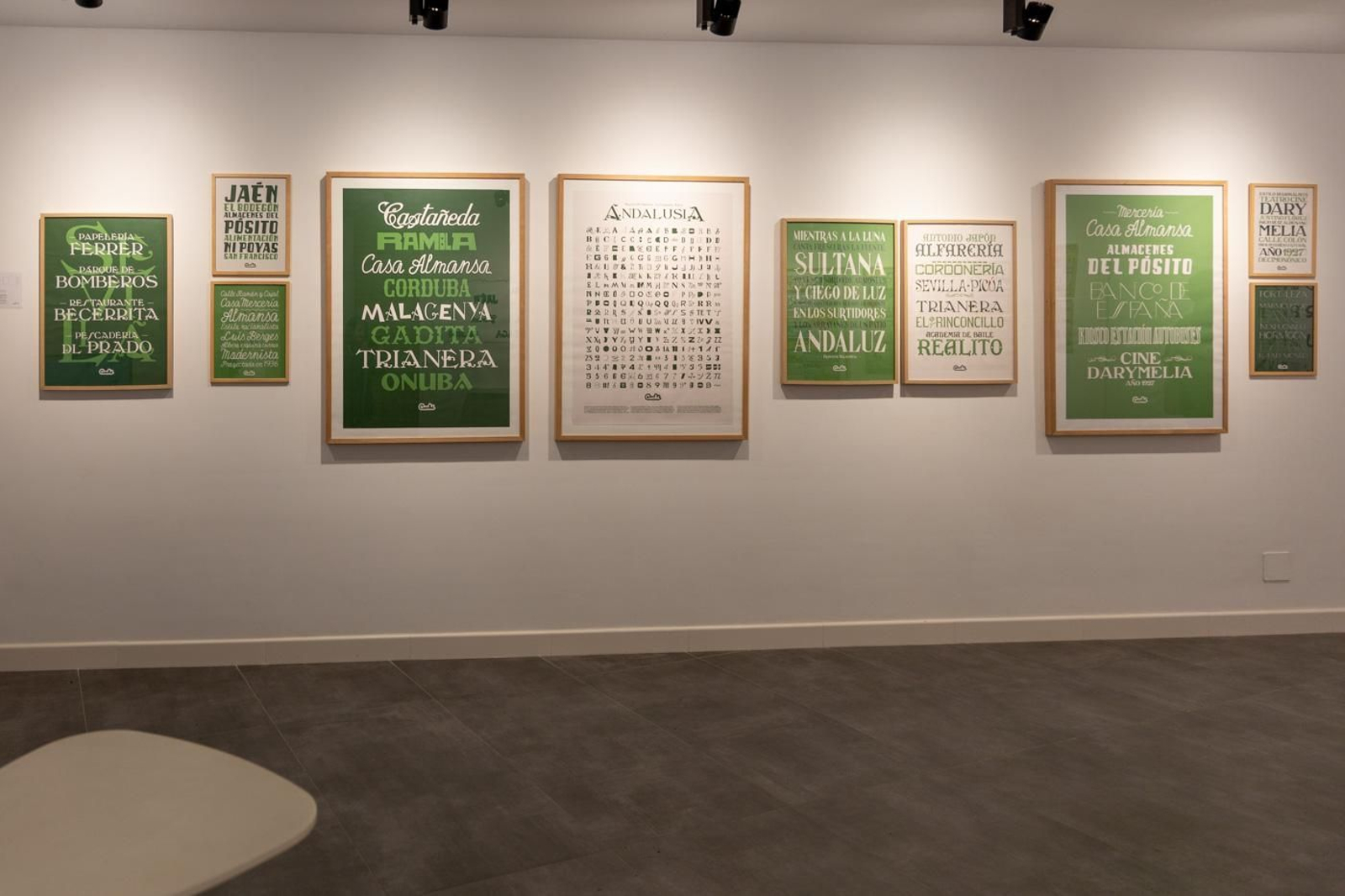 Todo lo que siempre quisiste saber sobre la tipografía andaluza en esta exposición de Carlos Campos que puedes ver en la Escuela de Arte José Nogué