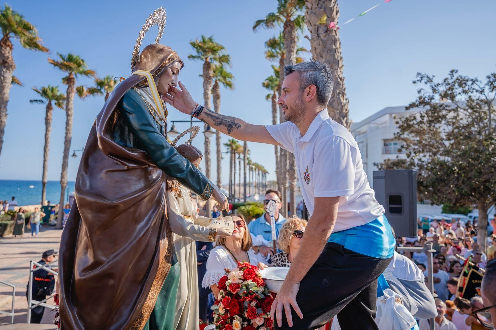 Las fiestas de El Puerto de Roquetas en honor a la Virgen del Carmen y Santa Ana, en imágenes