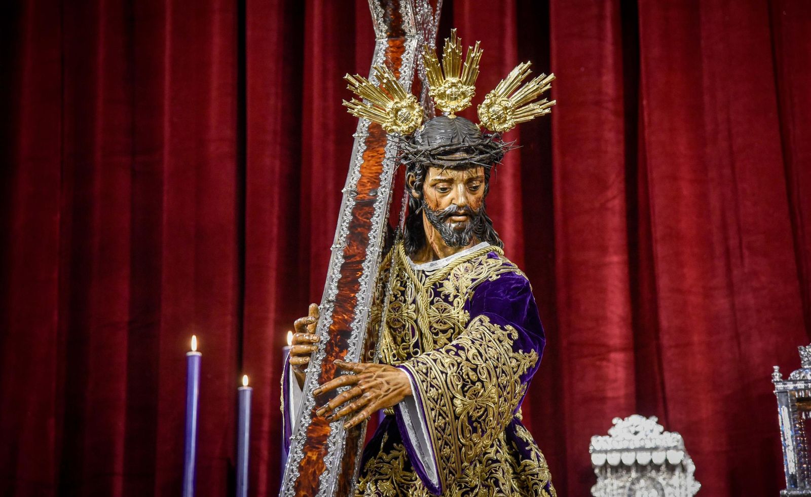 Besapié a Jesús Nazareno