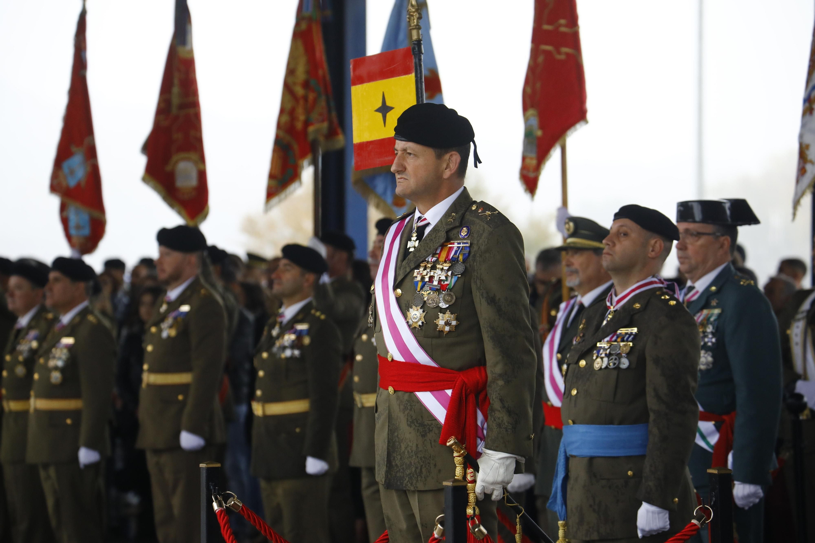 El desfile militar de la Brigada de Córdoba por la festividad de la Inmaculada, en imágenes El desfile militar de la Brigada de Córdoba por la festividad de la Inmaculada, en imágenes