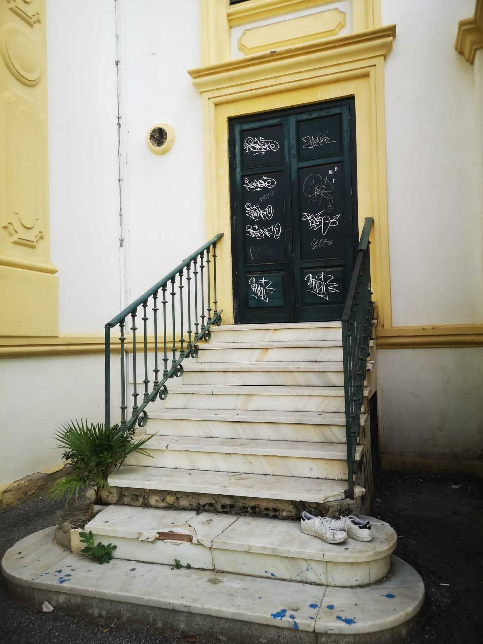 El deprorable estado del teatro Lope de Vega.