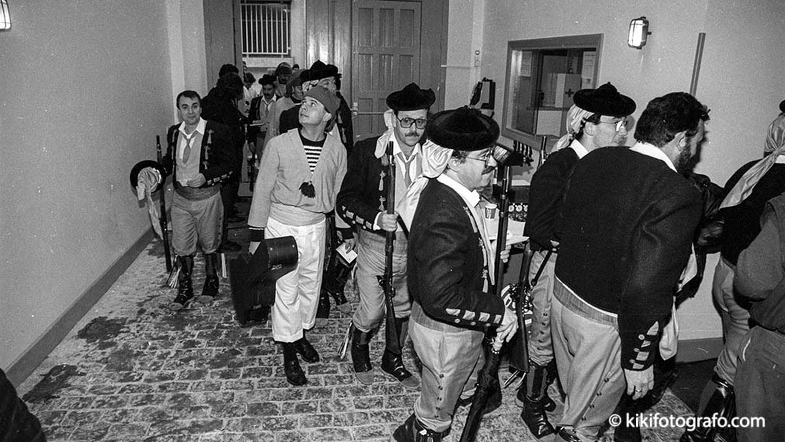 El coro de los dedócratas, 'El cantón de Cádiz'