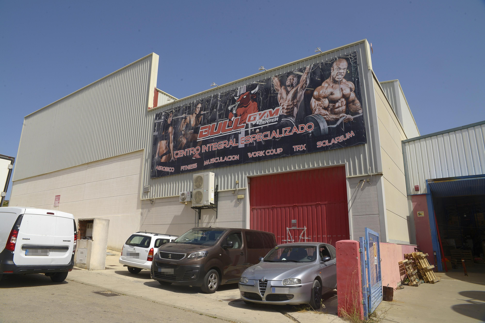 Fotos de las narcourbanizaciones del El Zabal en La Linea