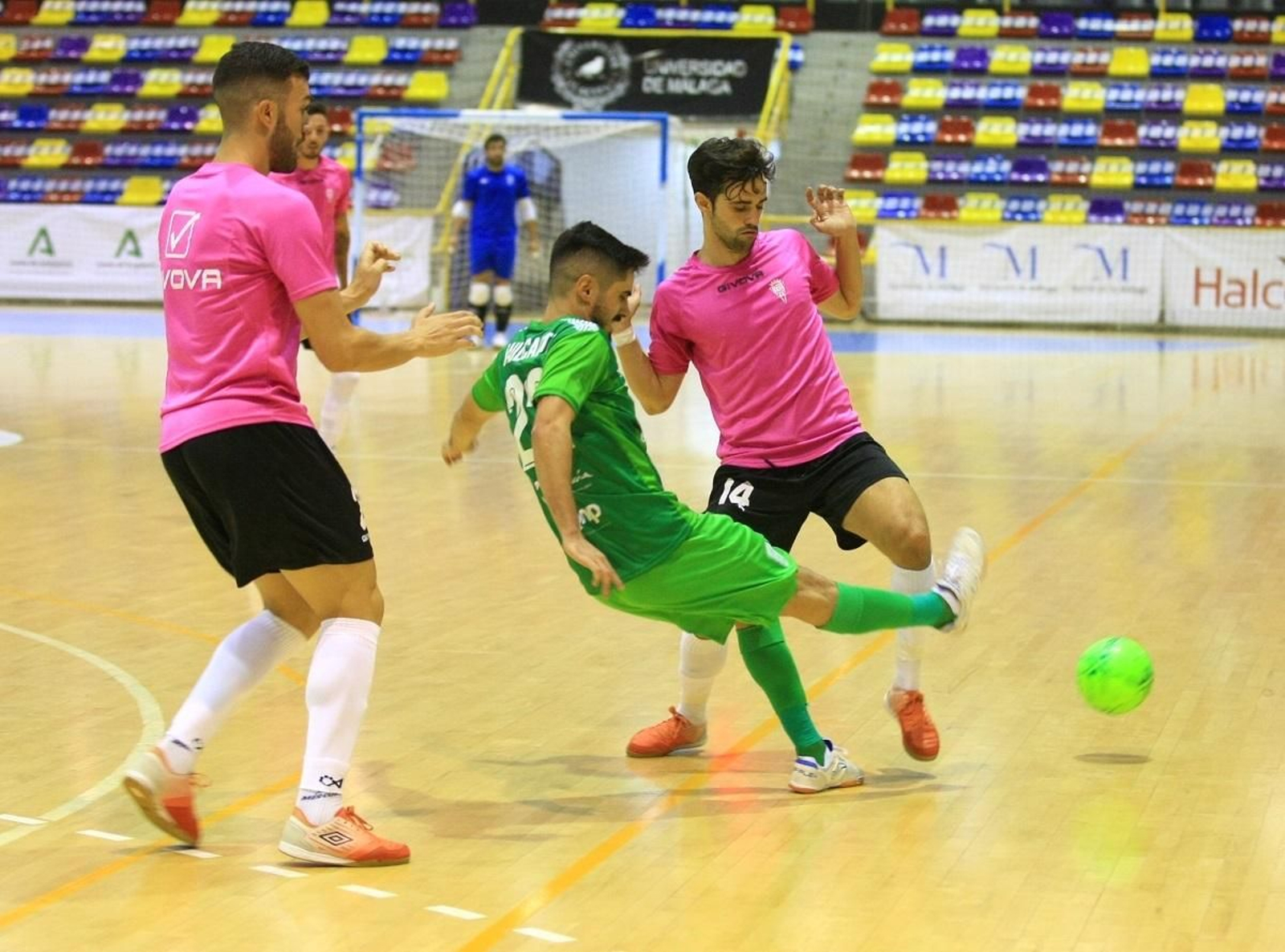 Las imágenes del amistoso entre el Córdoba Futsal y el UMA Antequera