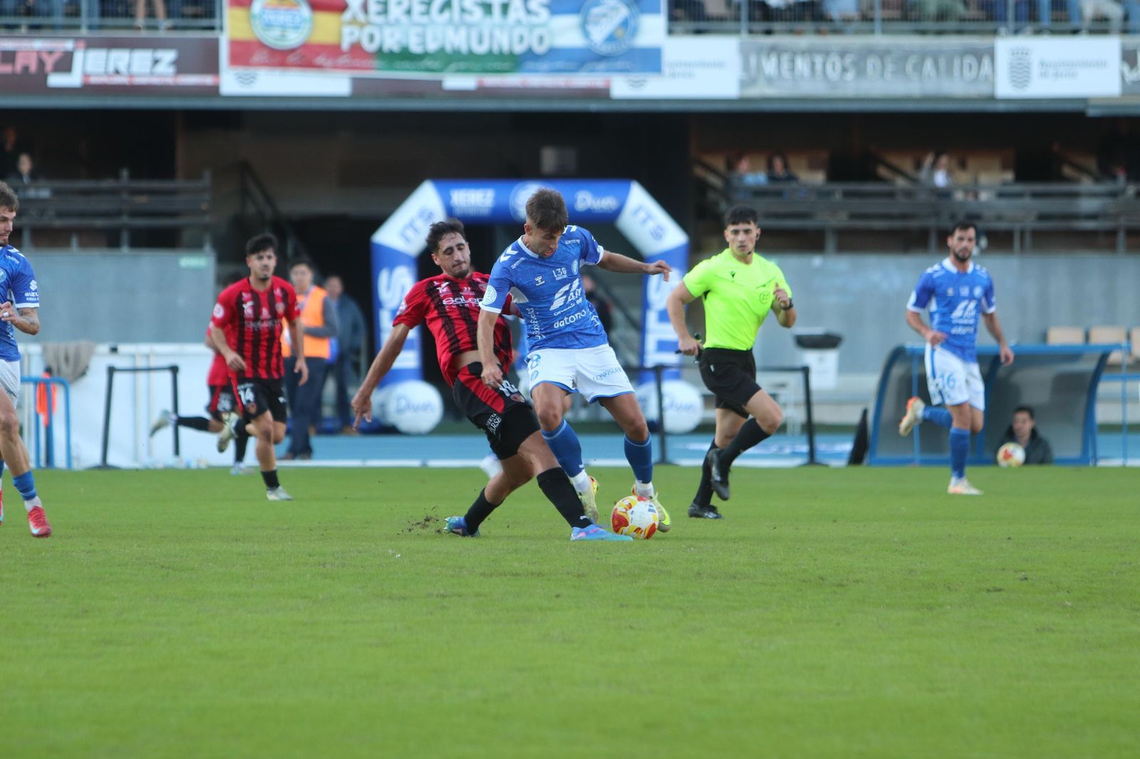Román García, en el Xerez DFC-Puente Genil de la primera vuelta.