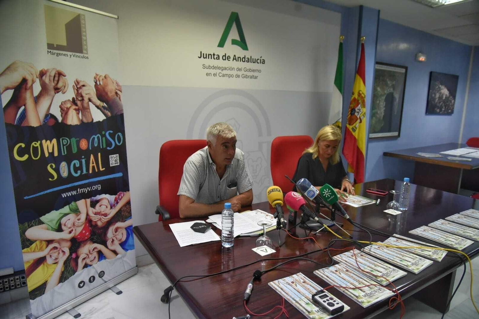 Francisco Mena y Eva Pajares presentan la memoria de Márgenes y Vínculos.