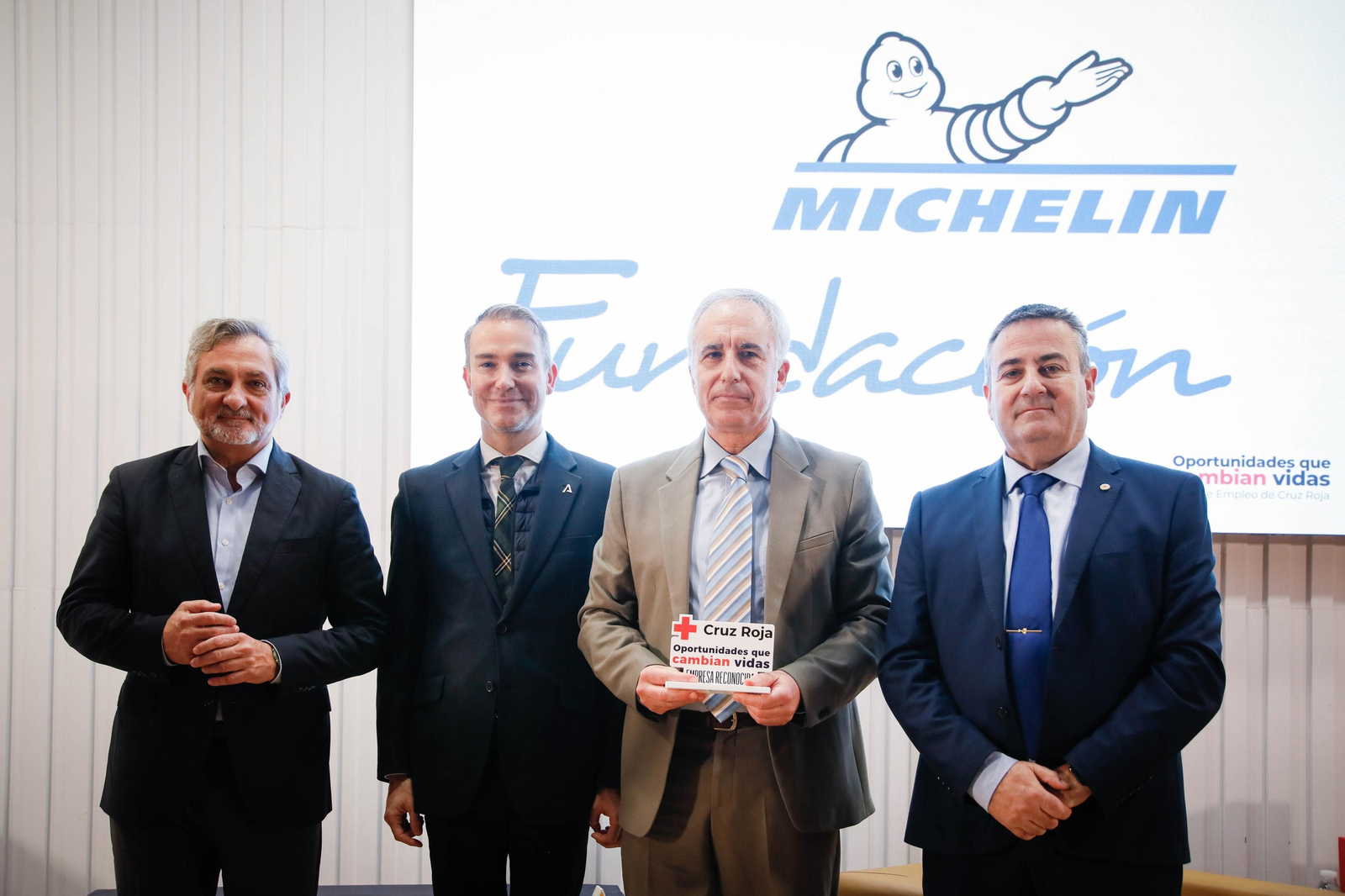 Gala empleo Cruz Roja