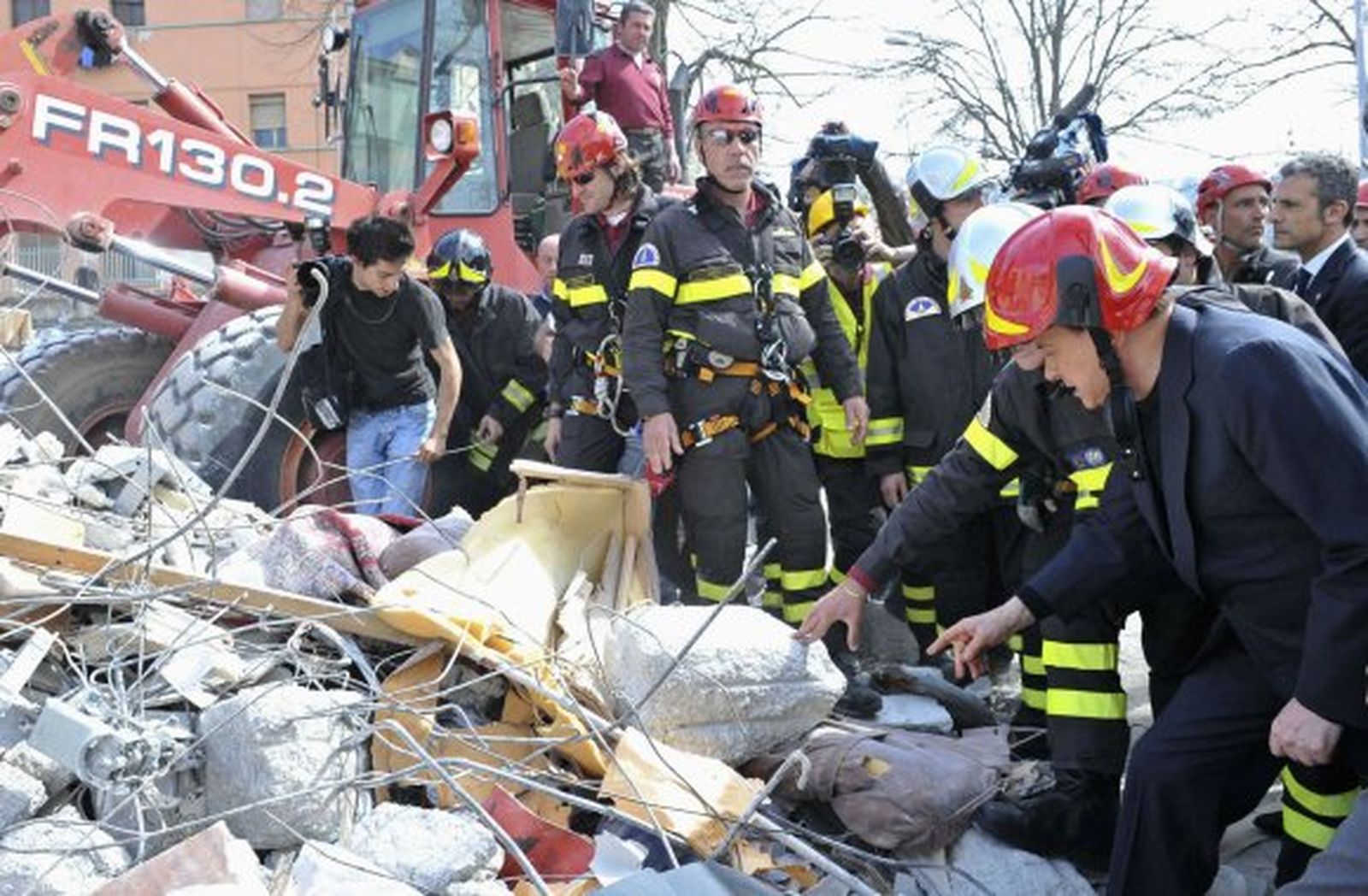 Berlusconi quería hacer reír a los niños con su consejo del camping
