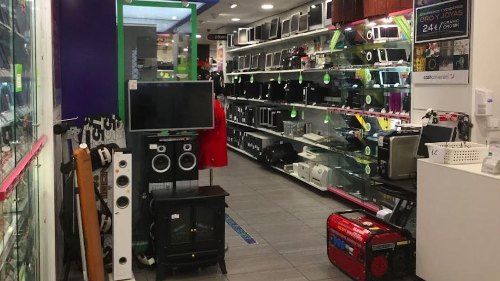 Interior de Cash Converters.