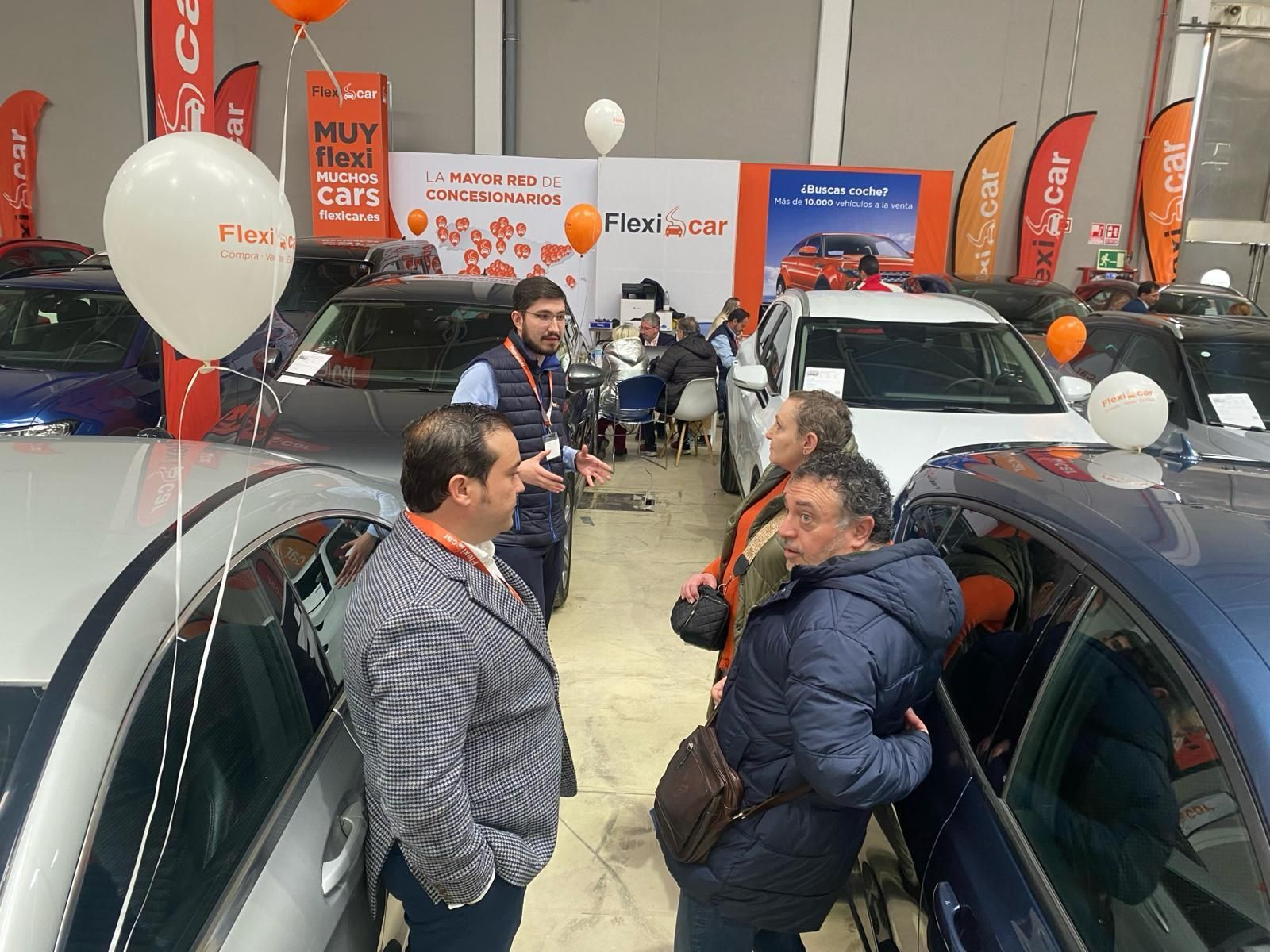 En imágenes: más de 350 coches se exponen en el XVI Salón del Vehículo de Ocasión de Jaén