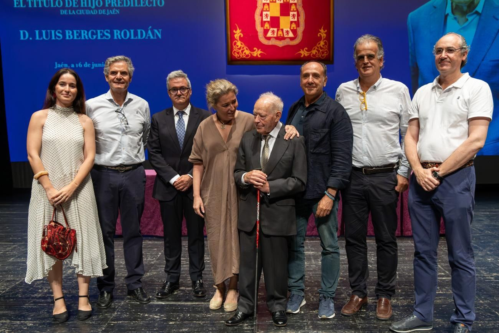 Entrega de la Medalla de Oro de la Ciudad a Luis Berges