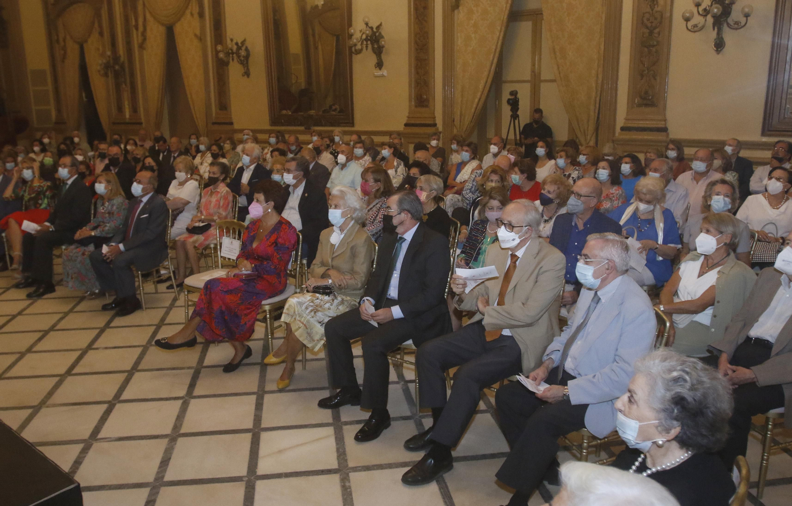 La gala lírica a beneficio de la Real Academia de Córdoba celebrada en el Círculo, en fotografías