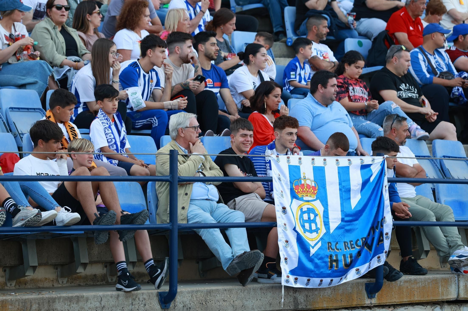Búscate en el Nuevo Colombino en el Recre-Real Madrid Castilla