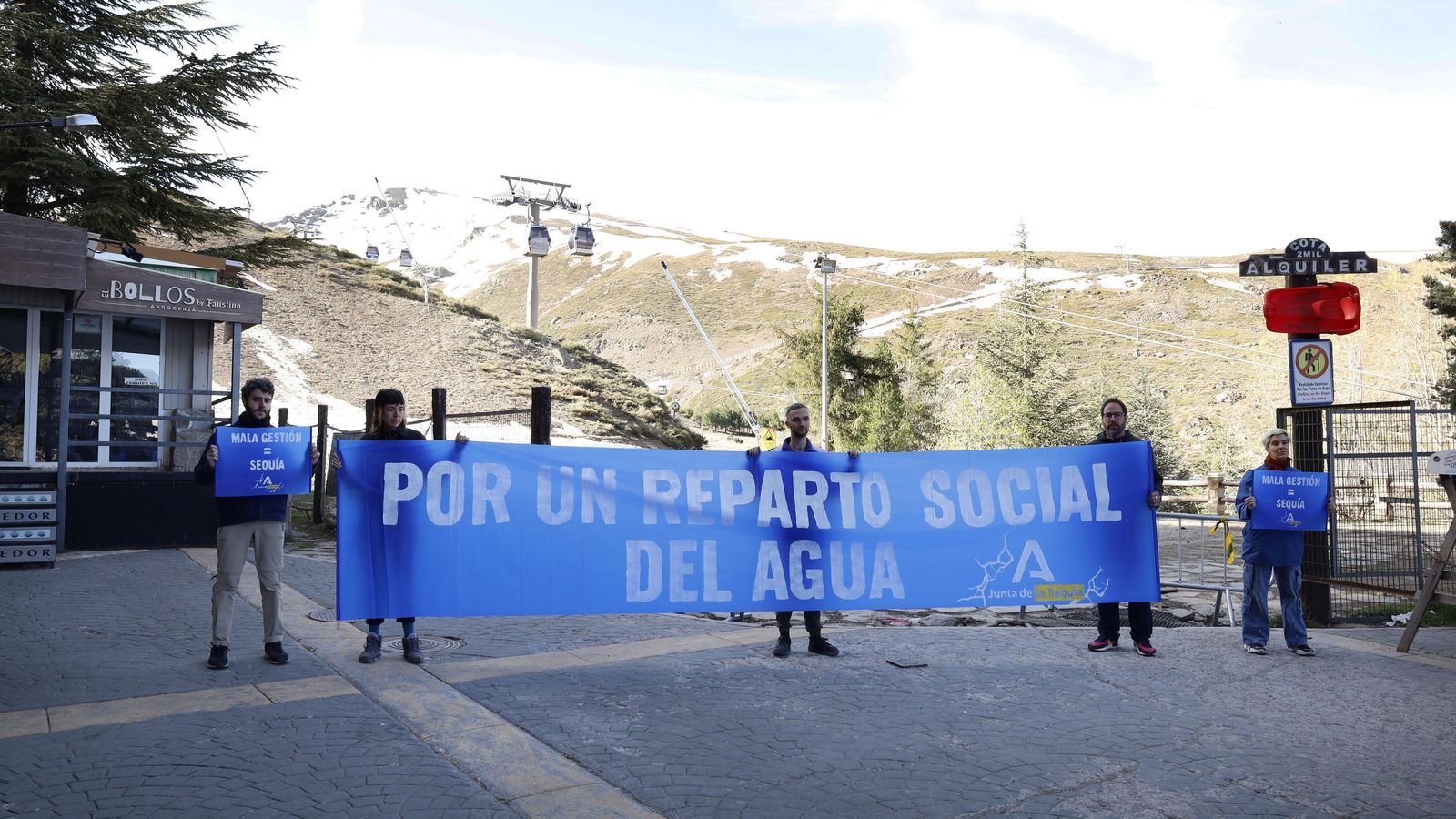 Imagen de la denuncia llevada a cabo en Pradollano
