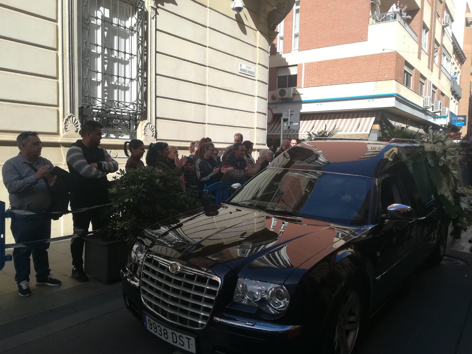 Las imágenes de la capilla ardiente de Gabriel Cruz.
