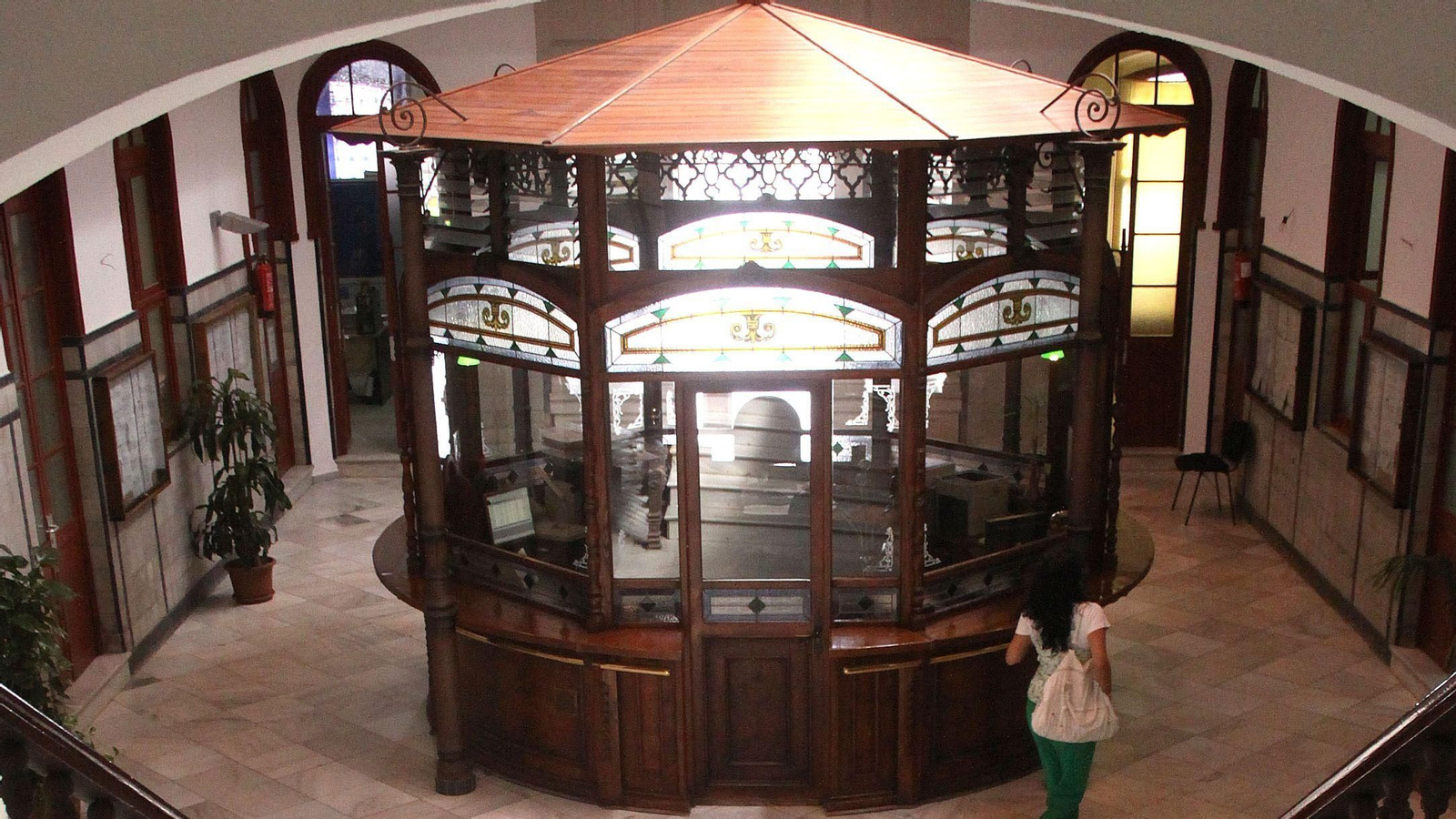 El quiosco central del patio del Ayuntamiento.