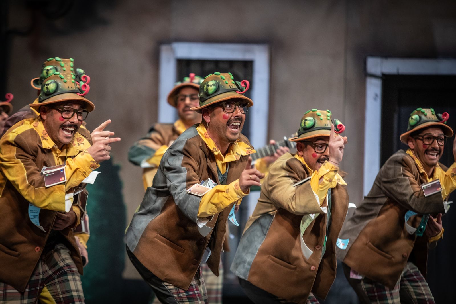 La chirigota de los Molina 'Los morosos' Cerró la novena sesión clasificatoria del COAC 2019