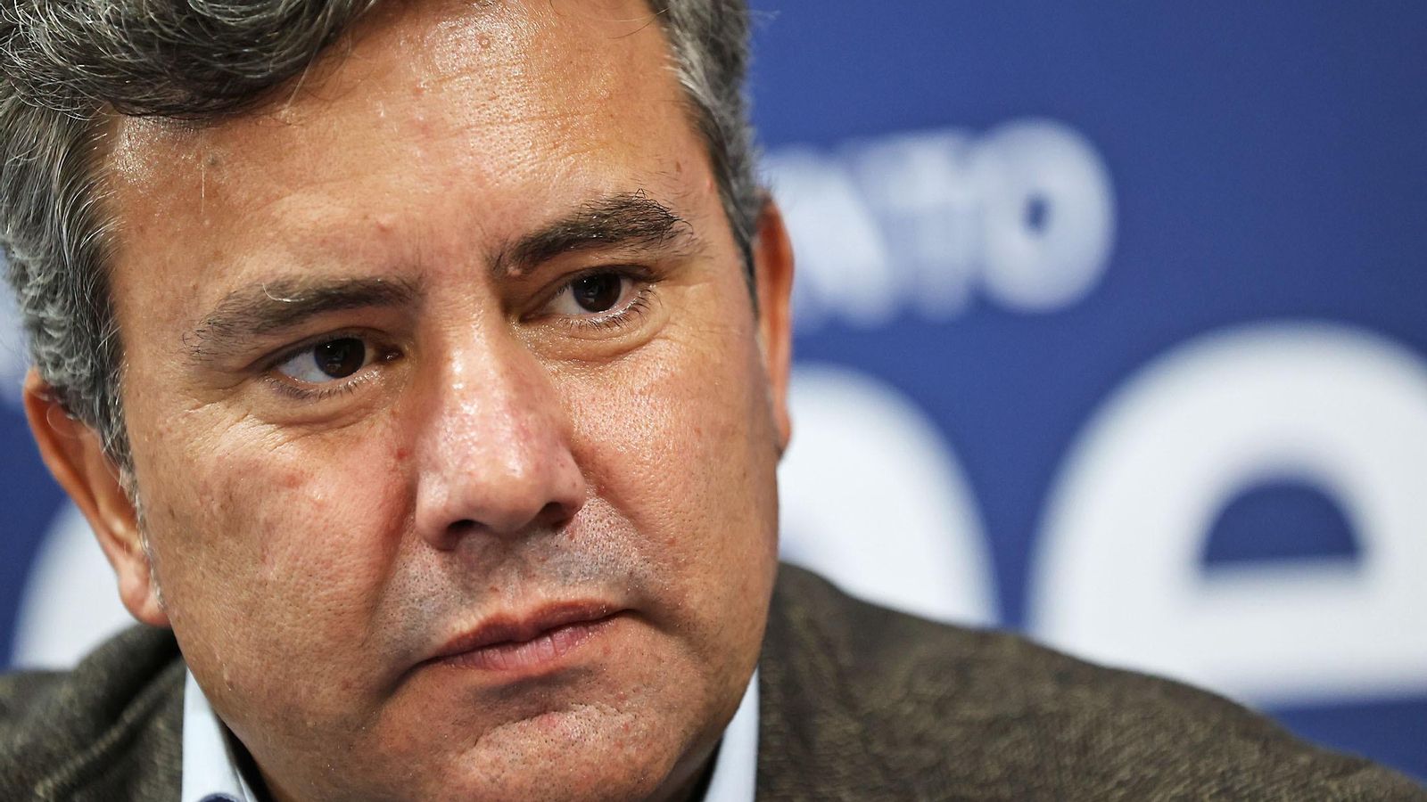 El alcalde de Lepe, Adolfo Verano, en un momento de la entrevista a Huelva Información.