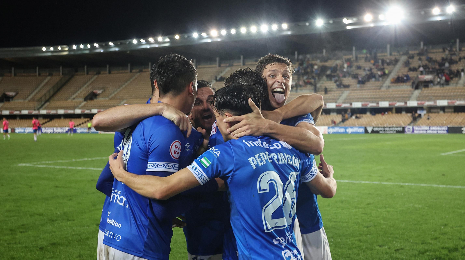 Victoria del Xerez DFC ante el Vélez Cf (2-0)
