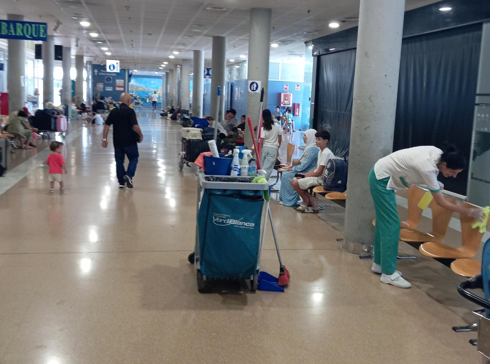 Personal de Verdiblanca en la OPE.