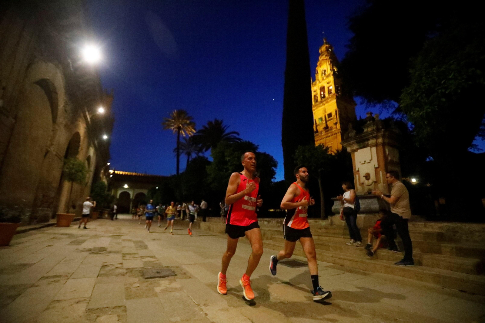 Las mejores fotos de la XX edición de la Nocturna Trotacalles en Córdoba