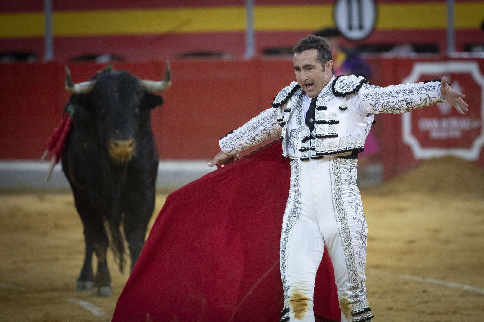El Fandi y Ponce triunfan en la primera corrida del Corpus