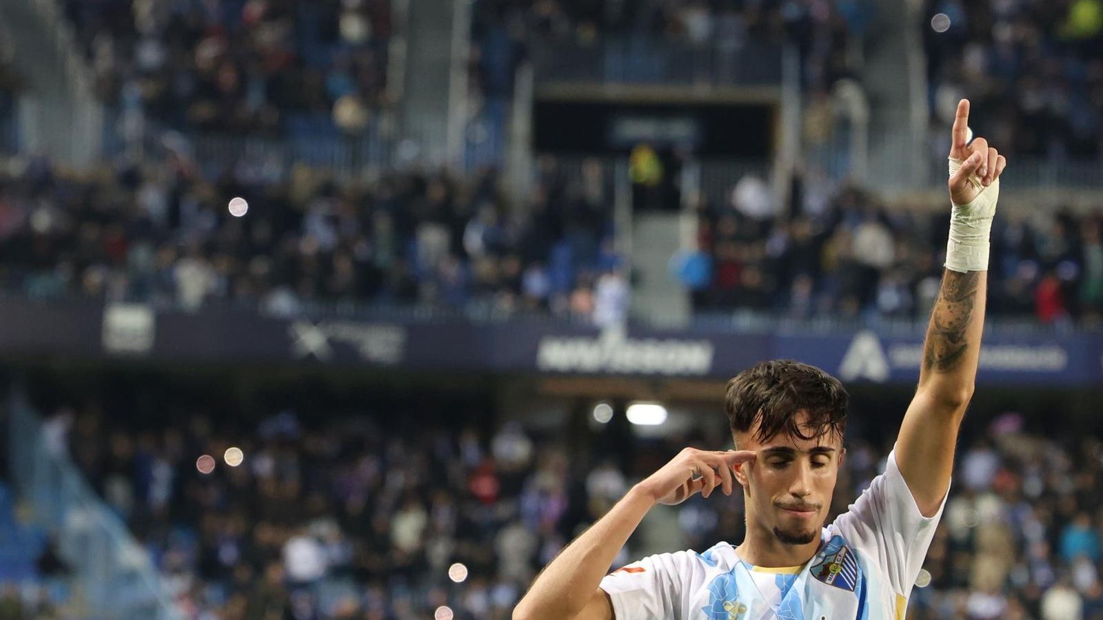 La fiesta del VAR arruina una goleada gigante del Málaga CF