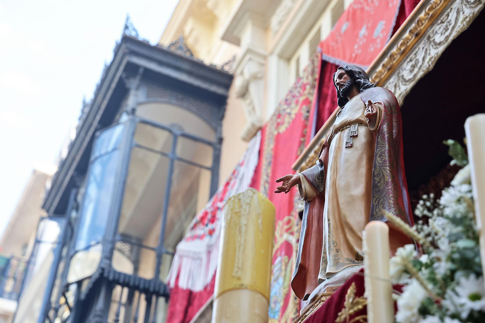 Imágenes de la procesión del Corpus Christi por las calles de Huelva