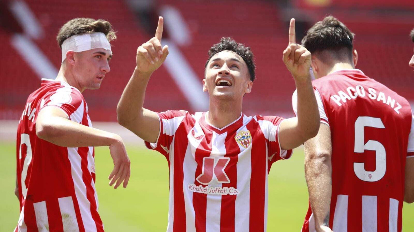 Valen le dedica uno de sus goles a un familiar recientemente fallecido.