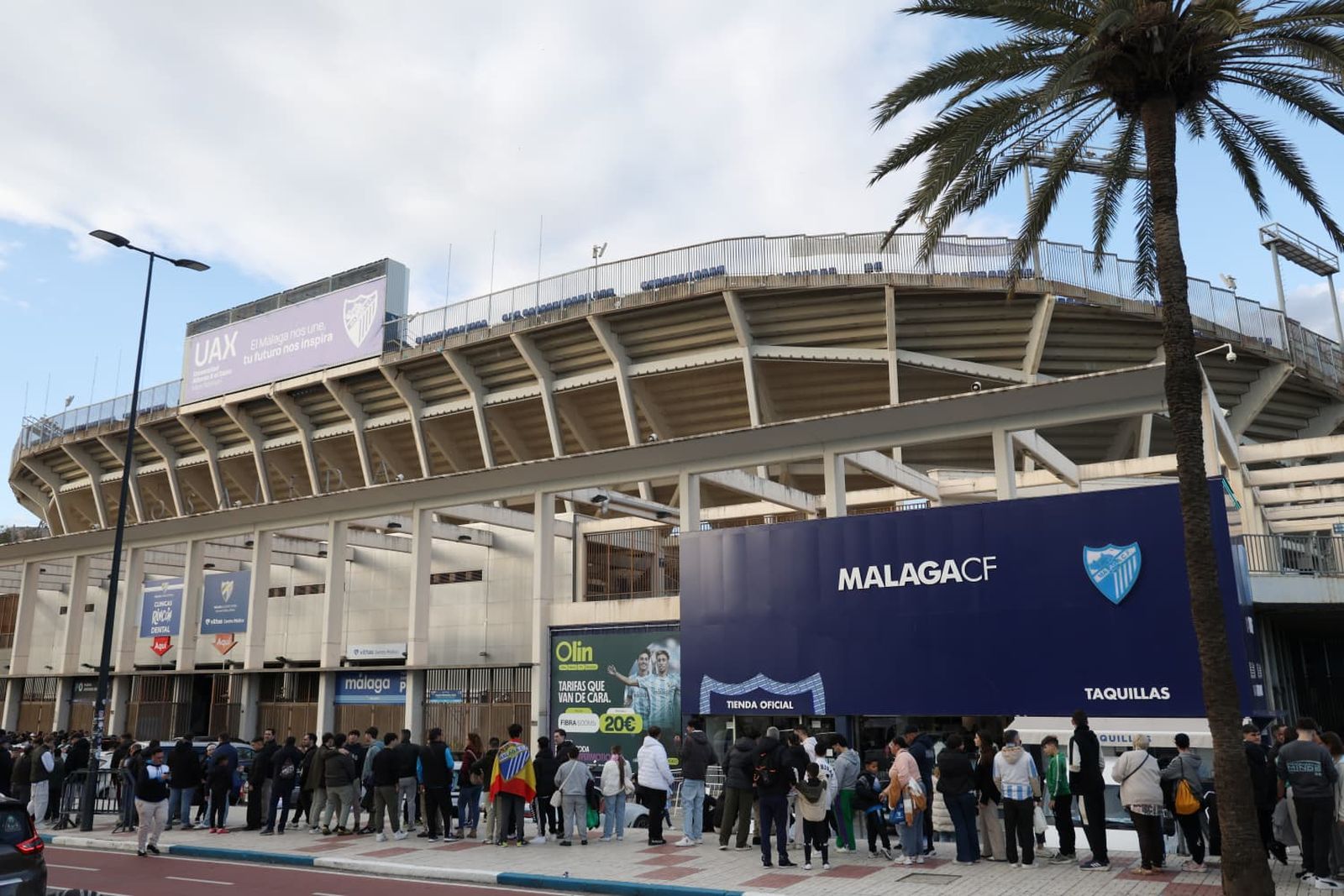 Búscate en las fotos del entrenamiento del Málaga CF en La Rosaleda