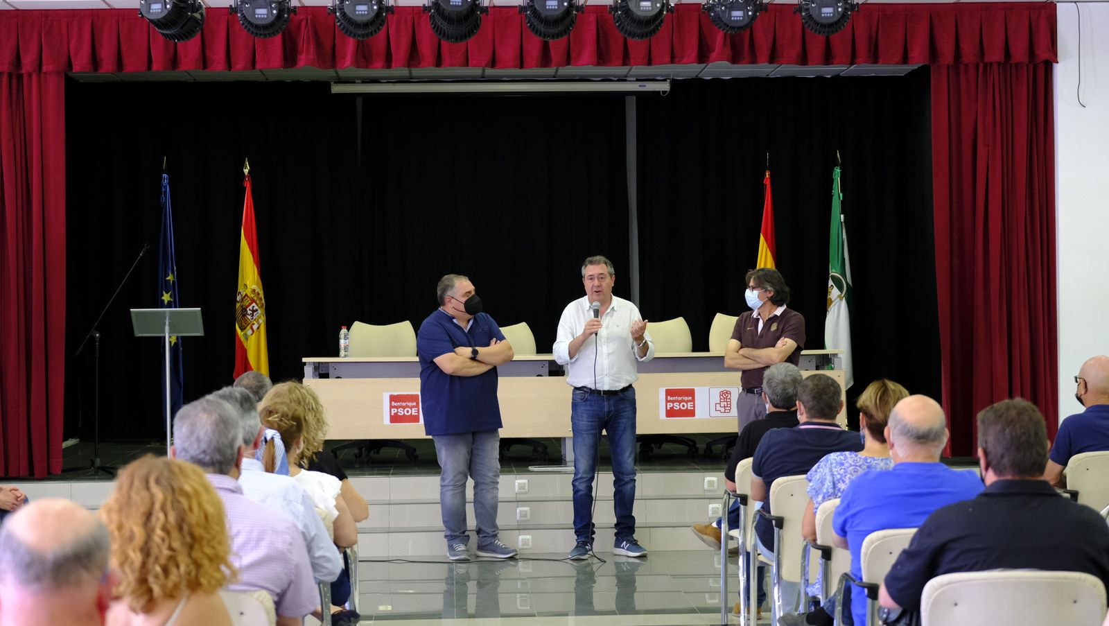 Juan Espadas, candidato a las primarias del PSOE, en Alhama y Bentarique. Almería