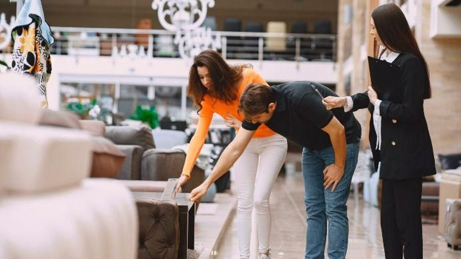 Amuebla tu hogar de forma económica con las mejores tiendas online