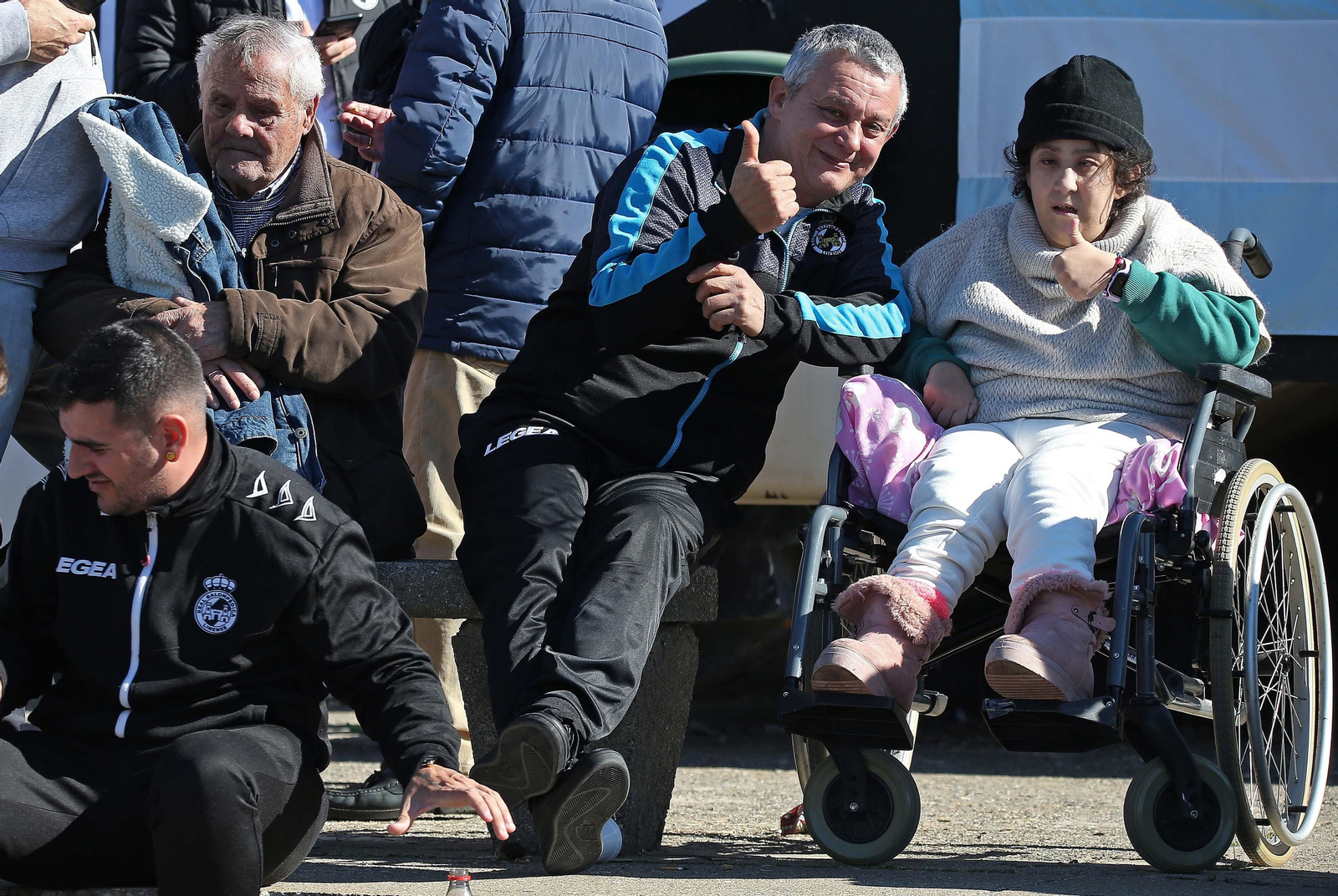 Fotos de la afición en el Municipal durante el Balona - Pontevedra