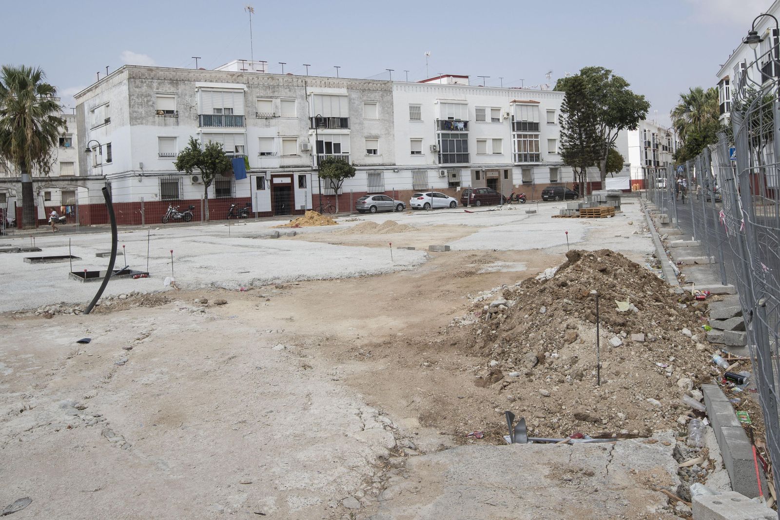 La barriada de la Bazán, en San Fernando, es una de las zonas incluidas en el informe de la Junta.