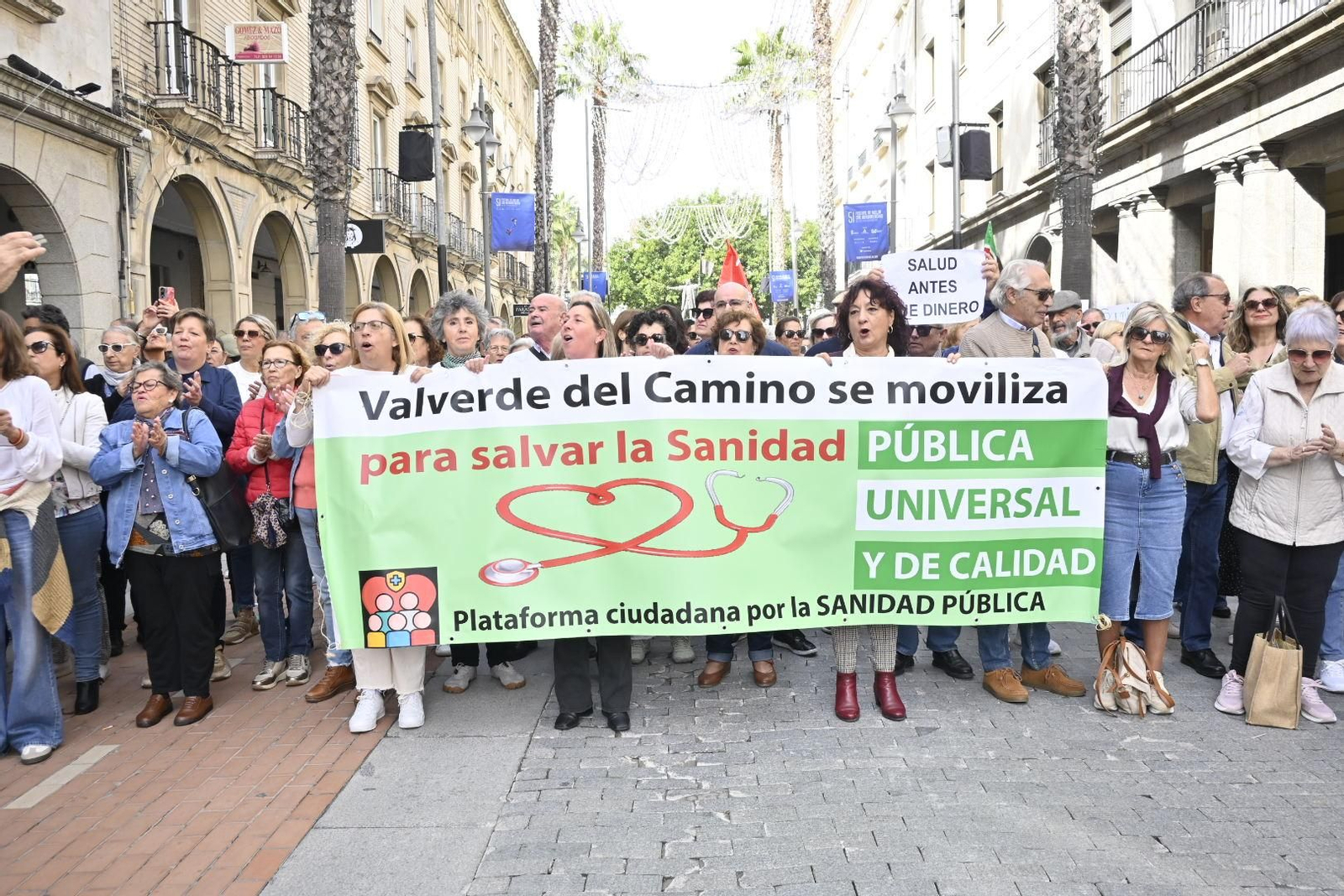 Imágenes de la concentración por una sanidad pública