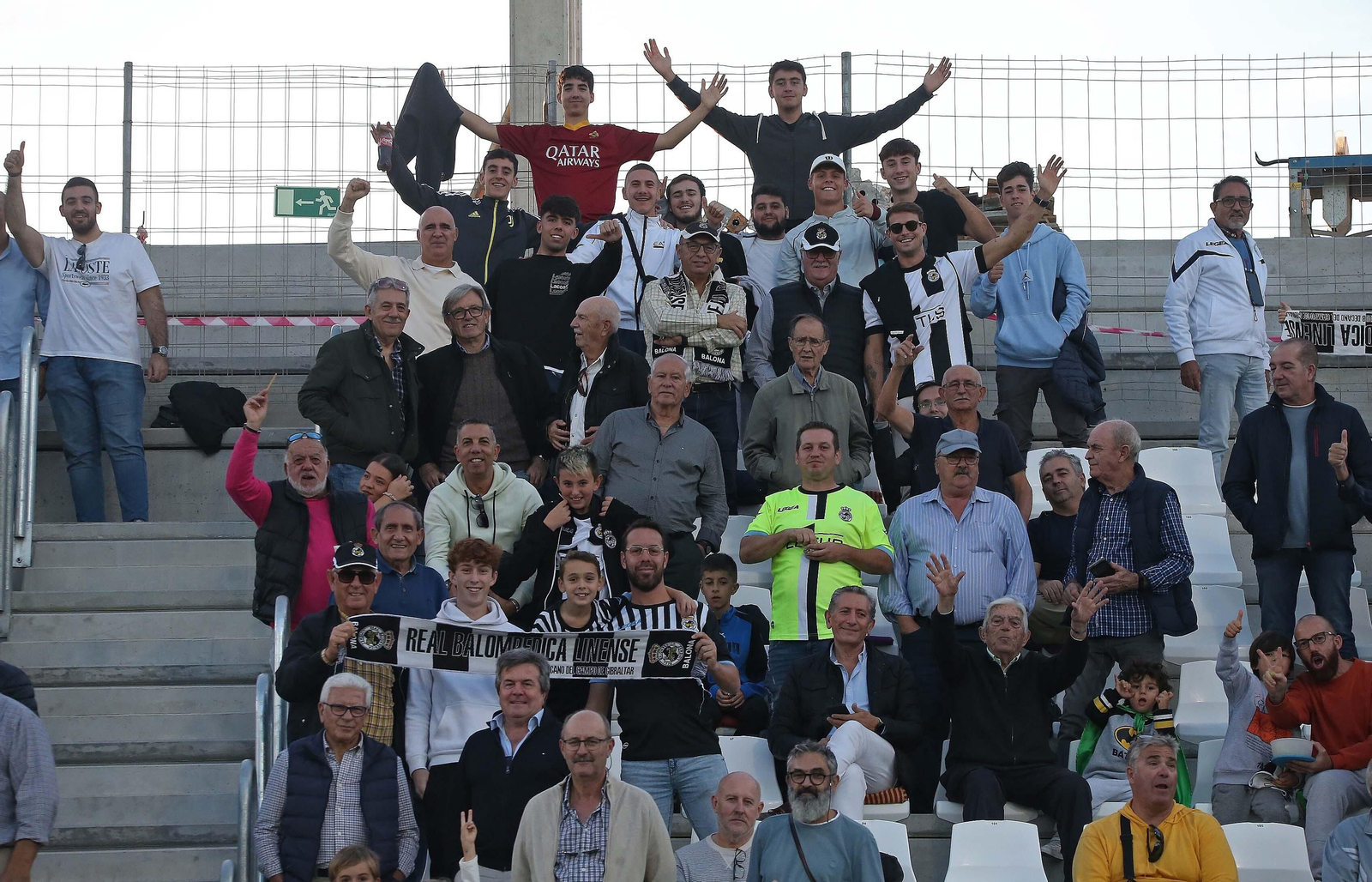 Búscate durante el Balona - Sevilla Atlético en el Ciudad de La Línea