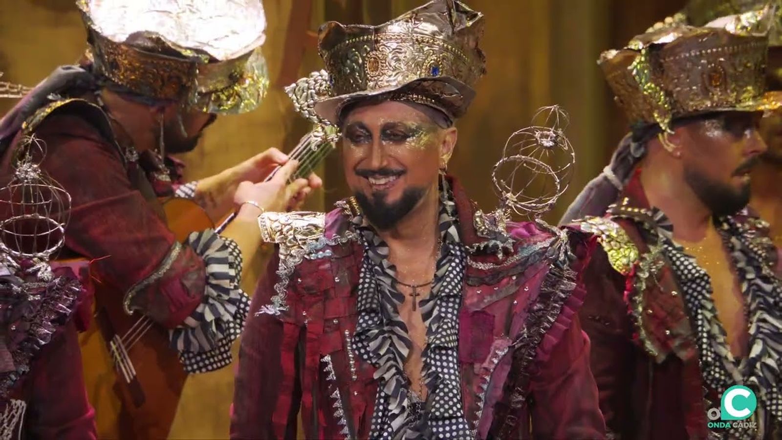 La comparsa 'El desguace' en su pase de cuartos de final del COAC 2026