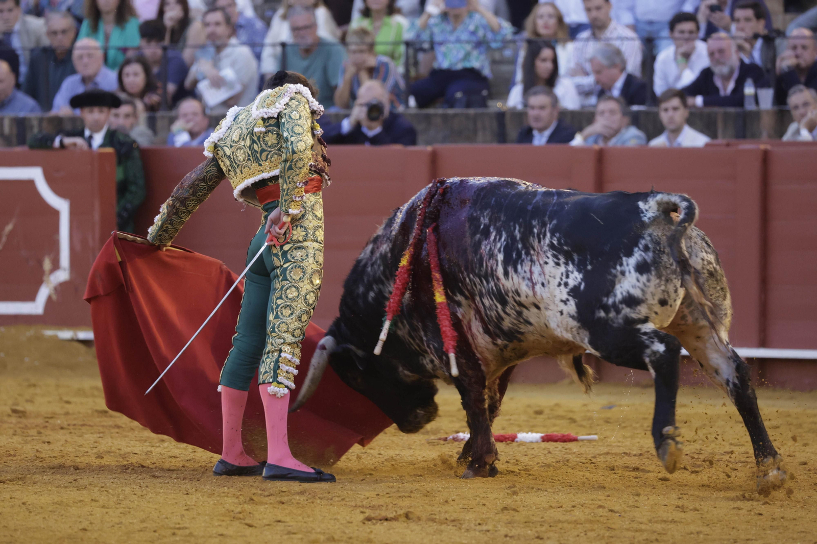 Las imágenes de la tercera de abono en la Maestranza de Sevilla