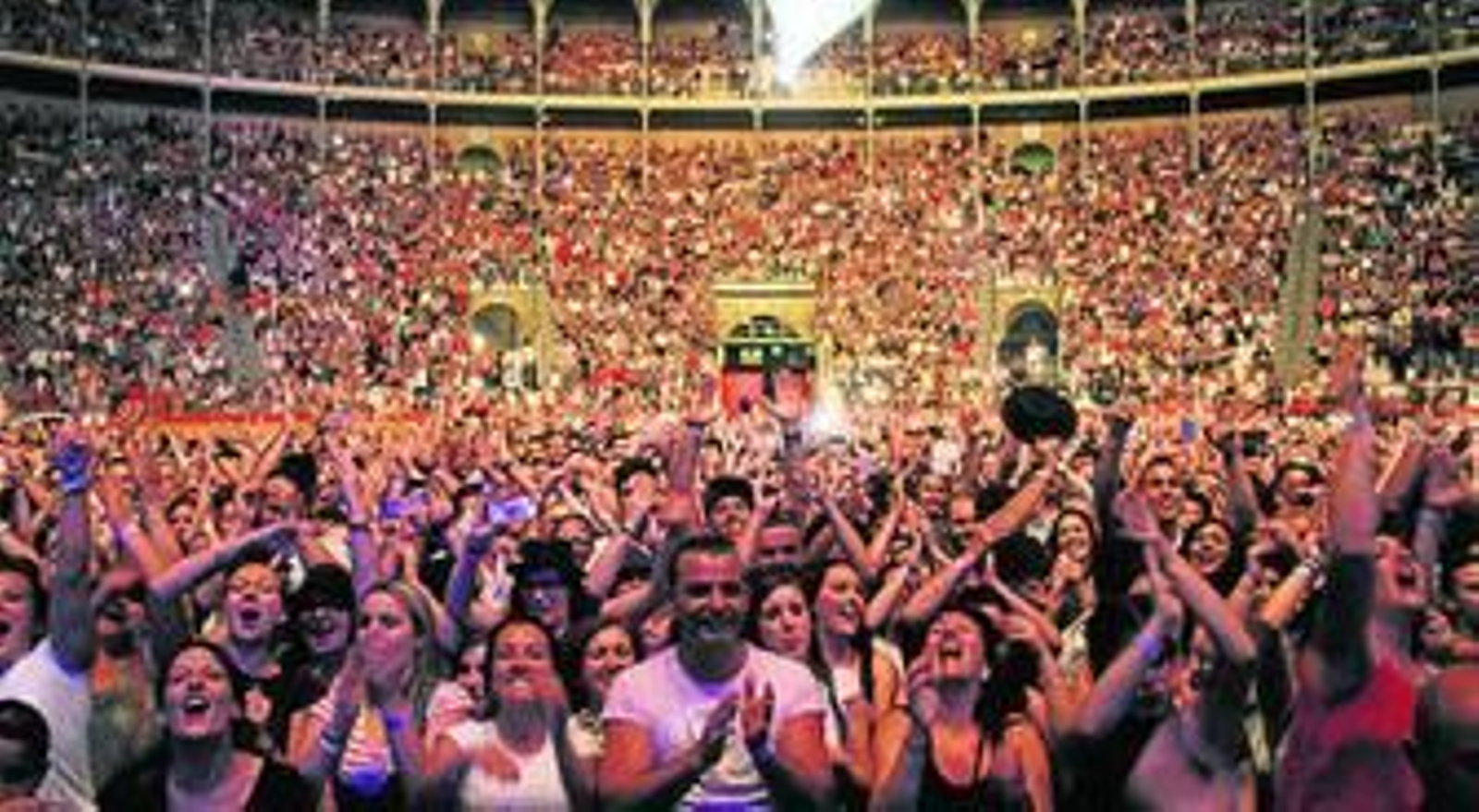 Concierto de El Barrio en la Plaza de Toros de Granada el pasado 11 de junio.