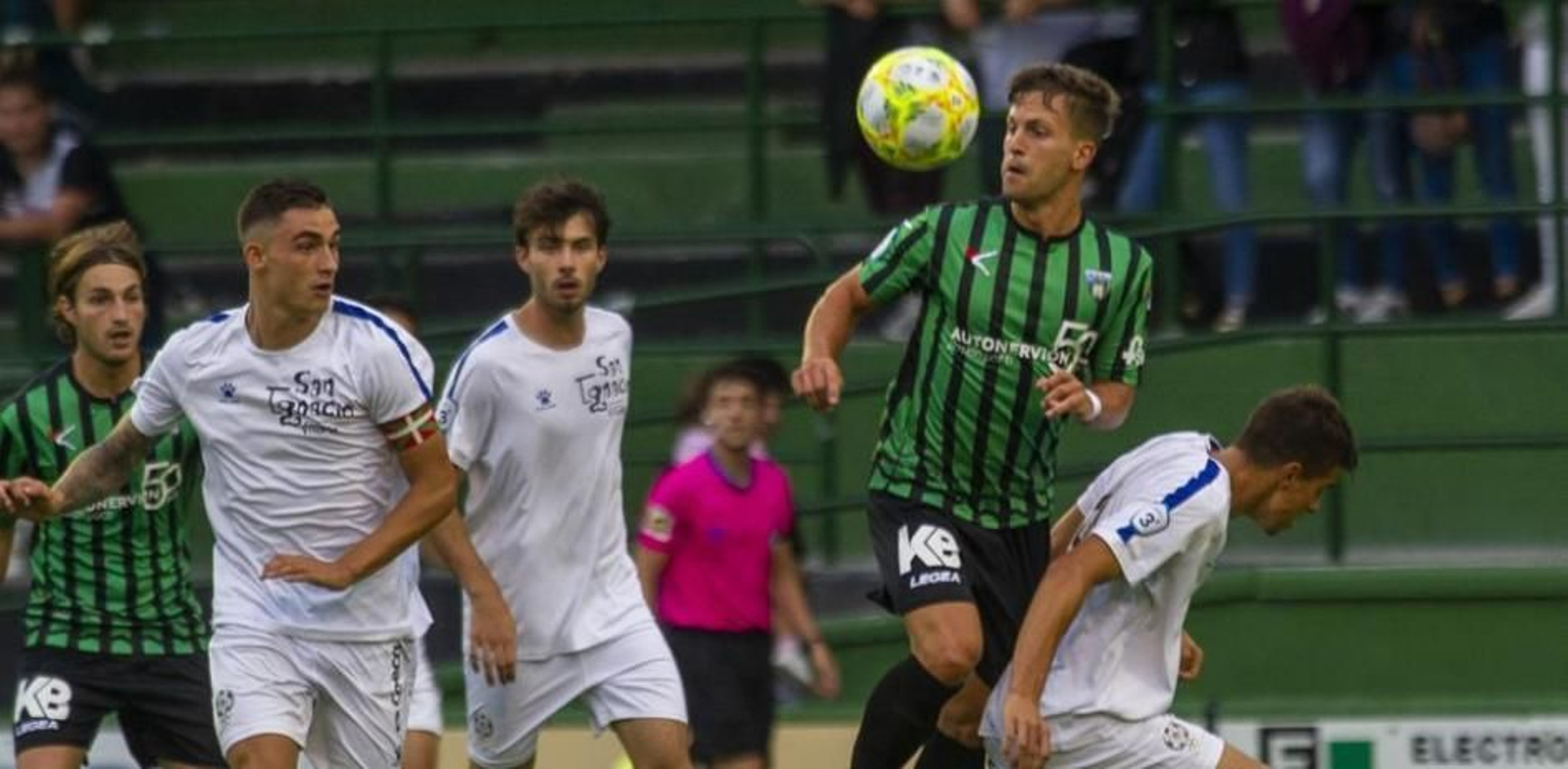 Leandro Martínez, en un partido con el Sestao