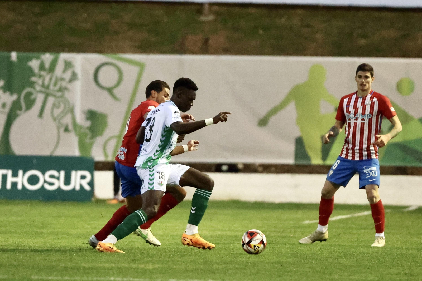 Las mejores fotos de la victoria del Algeciras en Antequera