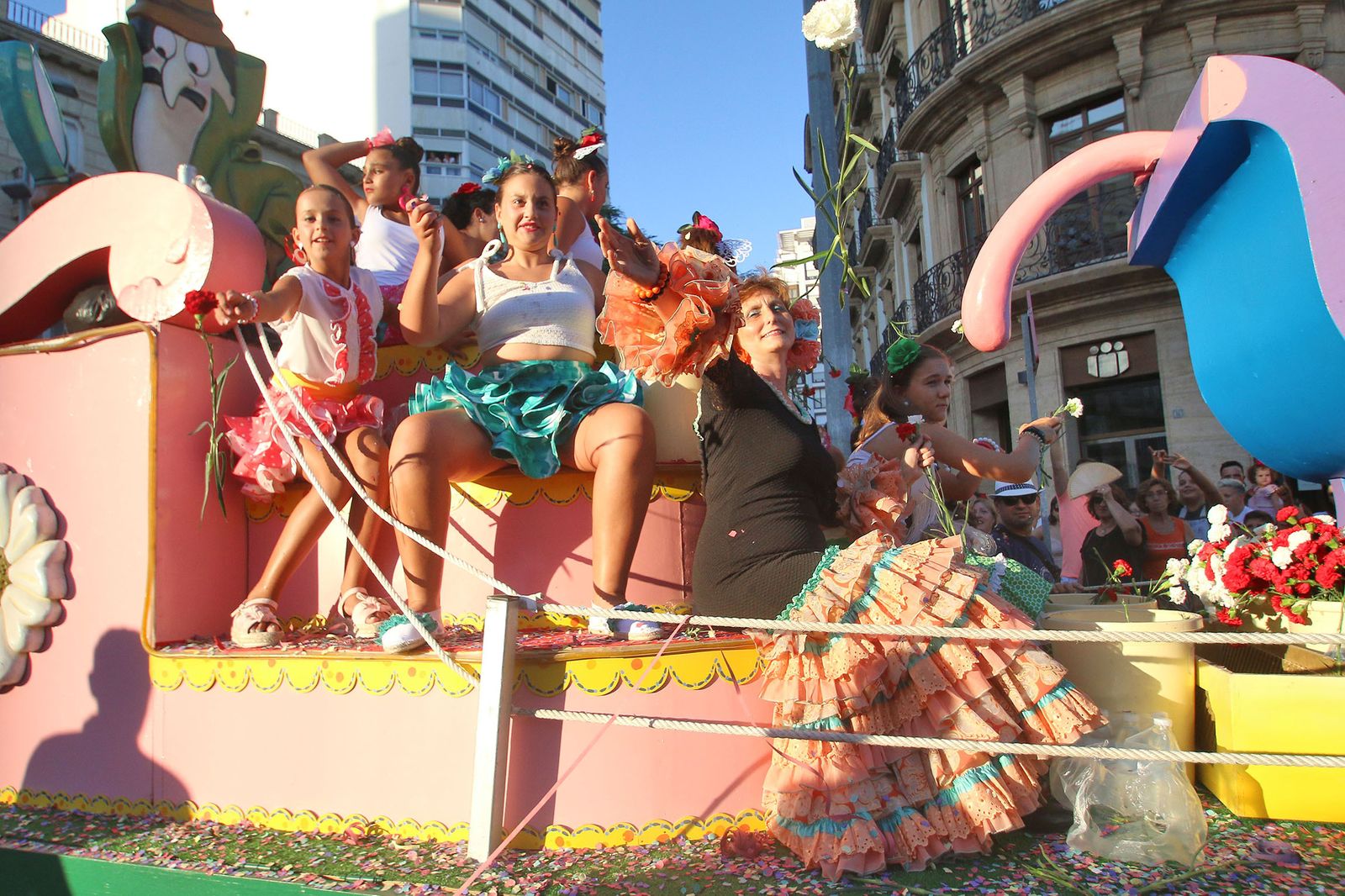Fotogalería de la Batalla de Flores. Feria de Almería 2019