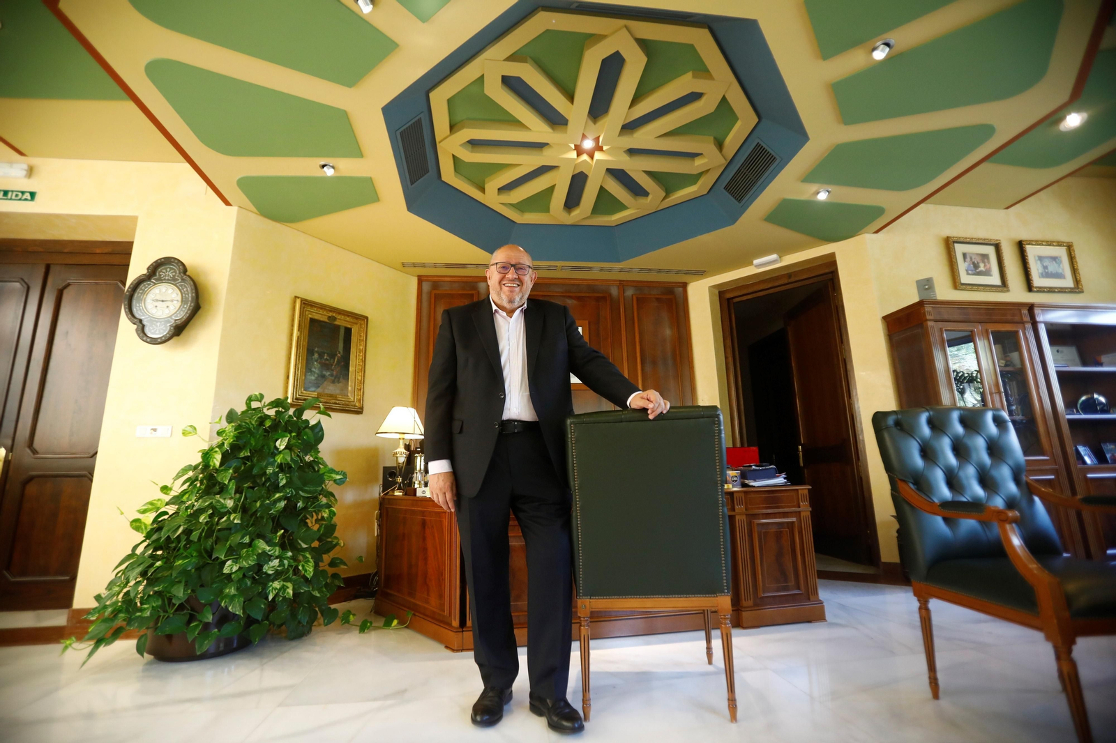 Manuel Torralbo, en el despacho principal del Rectorado de la Universidad de Córdoba.