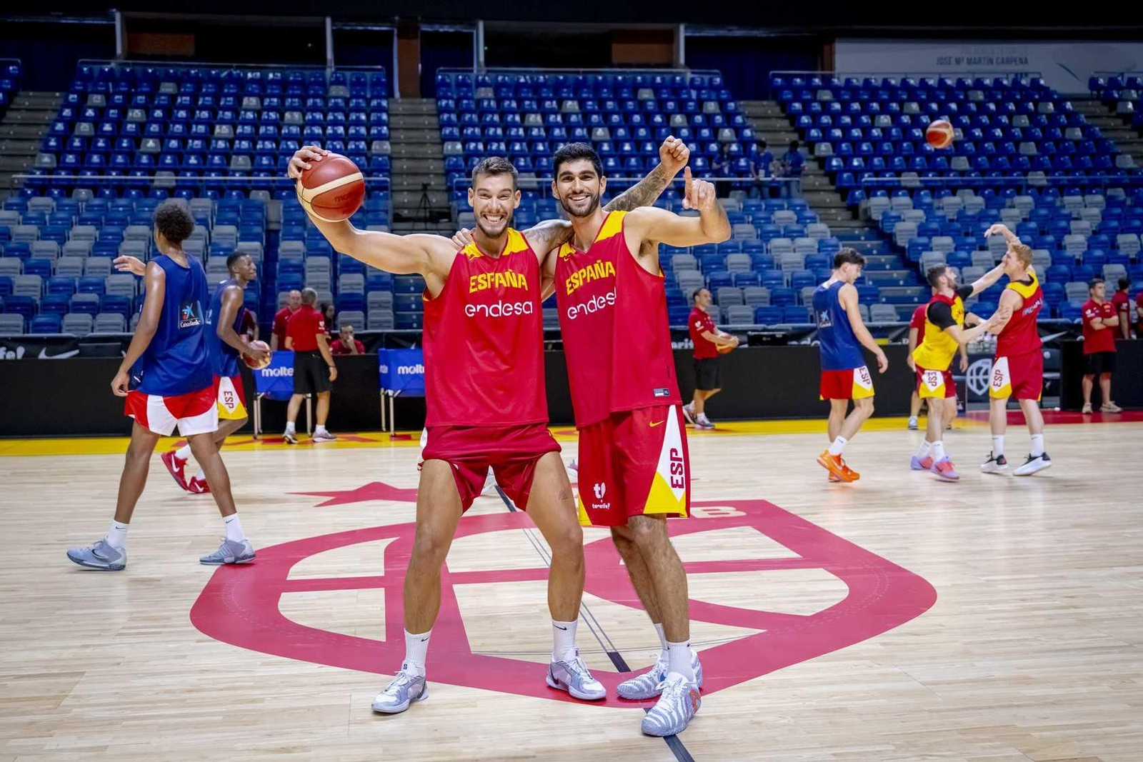 Así luce el Carpena customizado para los partidos de España