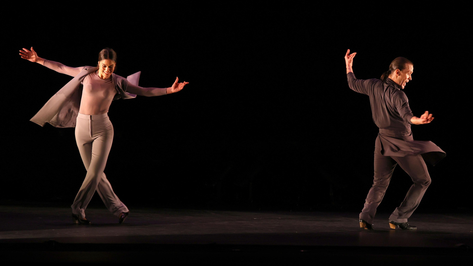 Alfonso Losa & Patricia Guerrero con 'Alter Ego' en el Teatro Villamarta para el Festival de Jerez